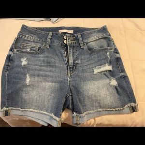 New without tags Hugh rise junior shorts